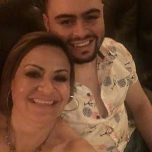 Meet your Posher, Ana